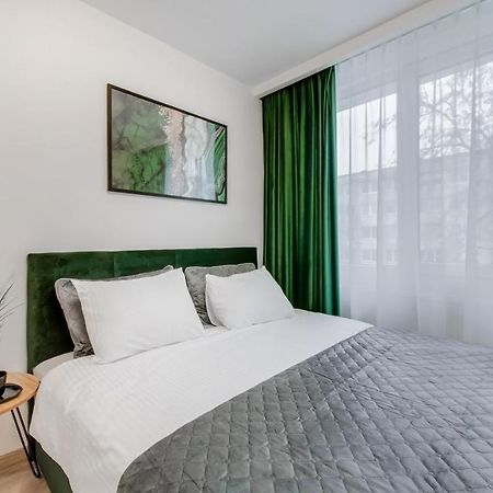 Stylish Apartment In Zverynas Вильнюс Экстерьер фото