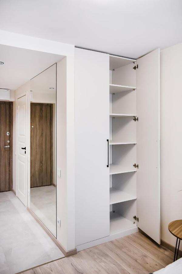 Stylish Apartment In Zverynas Вильнюс Экстерьер фото